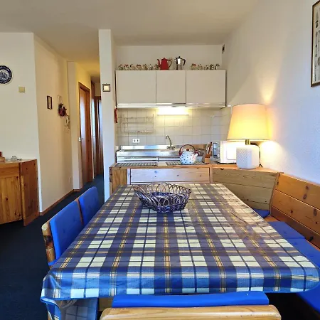 Hostdomus - Sansicario R8 Appartamento